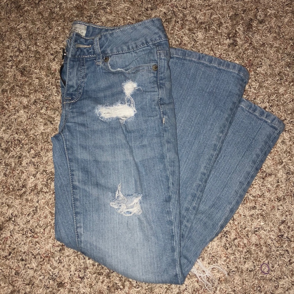 Aeropostale cropped distressed jeans